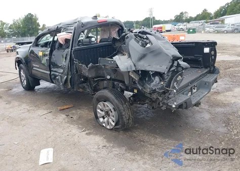 2016 Toyota Tacoma Sr5 V6 z USA, uszkodzony, nr VIN 5TFSZ5AN3GX015275